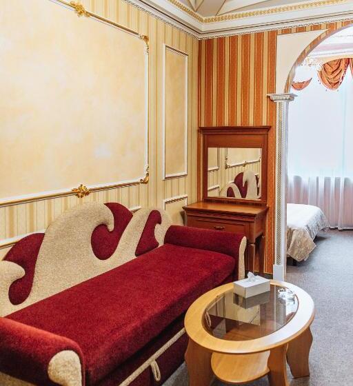 سوییت جونیور, Viktoriya Family Hotel Restaurant Complex