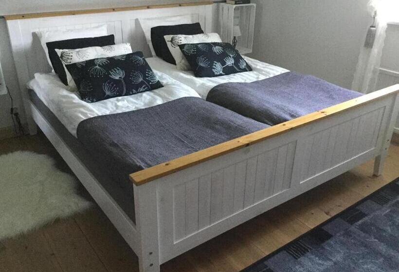 جناح جونيور ديلوكس, B&b Hannåsa Gård