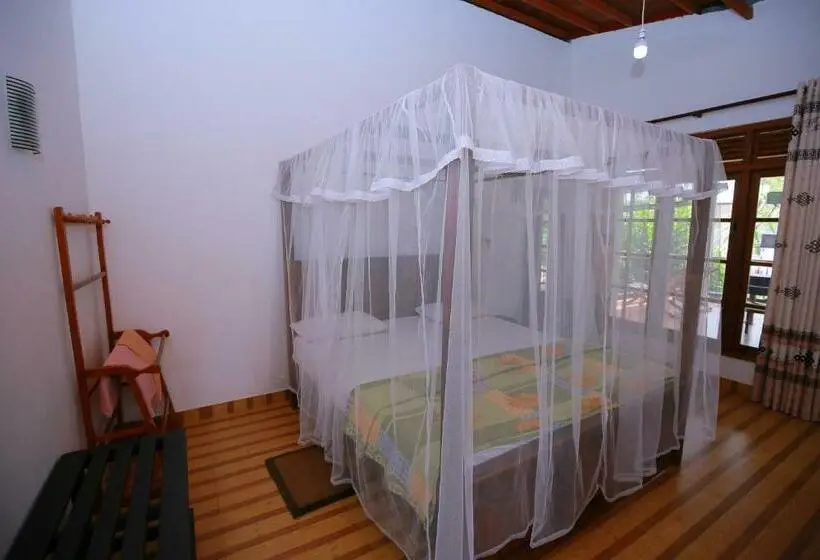 Comfort-huone, Freedom Guest Inn Ella