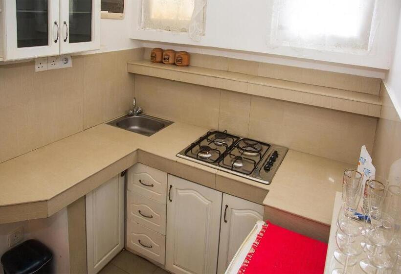 1ベッドルームアパートメント, Suriya Arana