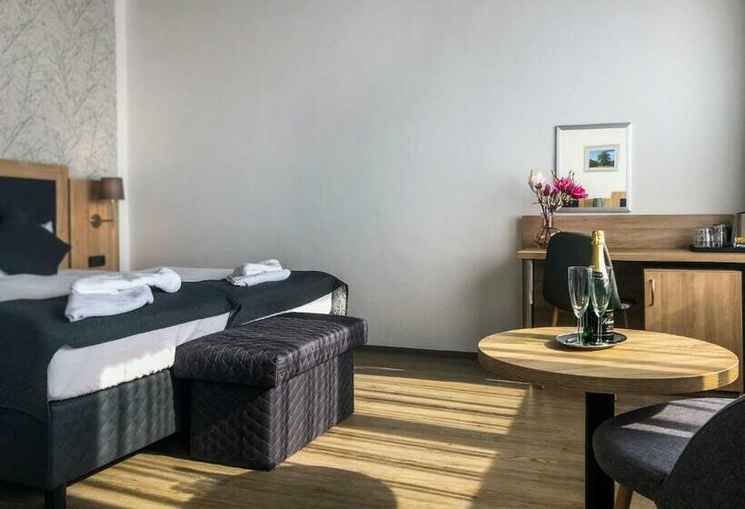 غرفة قياسية رباعية, Bobr