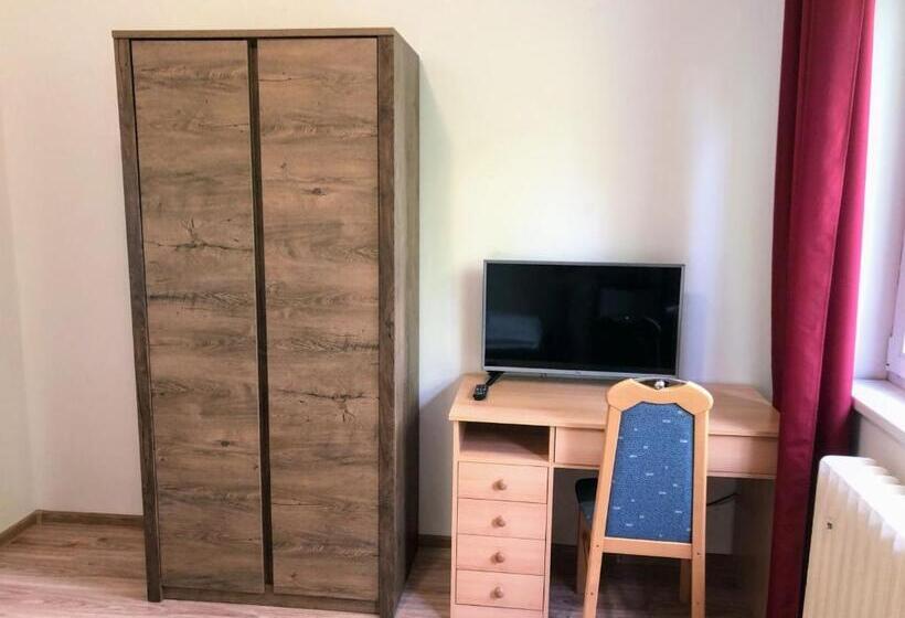 غرفة قياسية فردية, Bobr