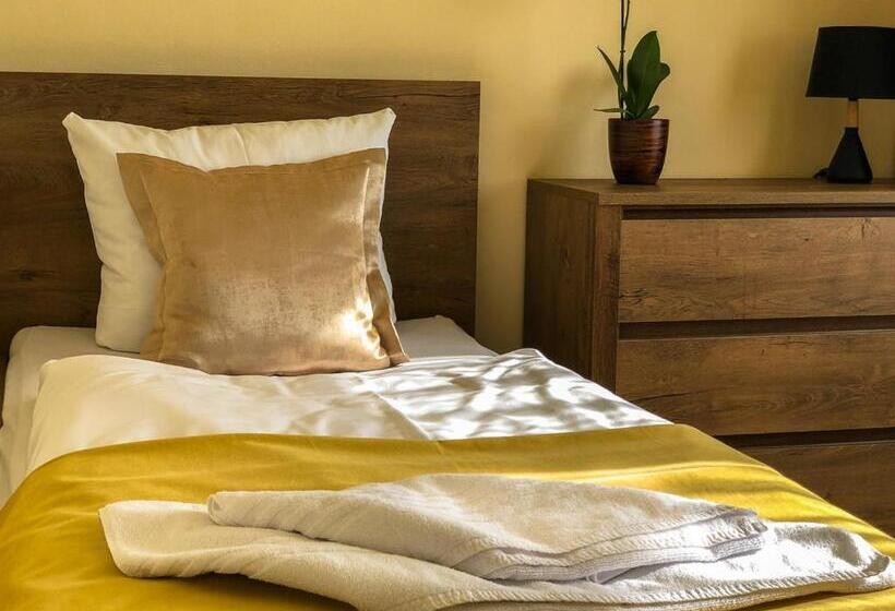 غرفة قياسية فردية, Bobr