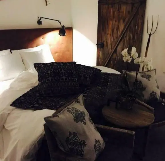 Standard-huone, Mezzo