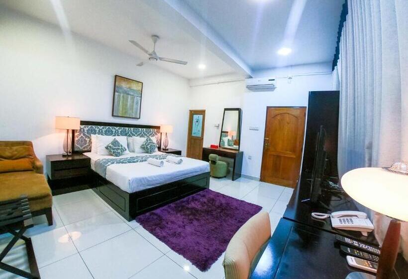 Deluxe Room Mountain View, Romance Hills