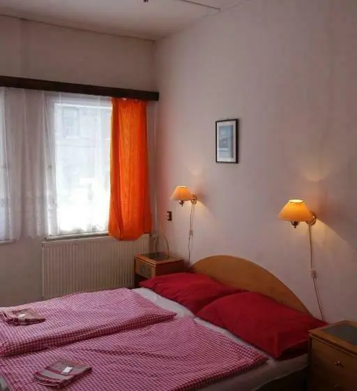 اتاق استاندارد, Sklárna Harrachov