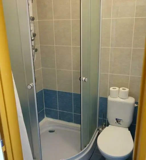 اتاق استاندارد, Sklárna Harrachov
