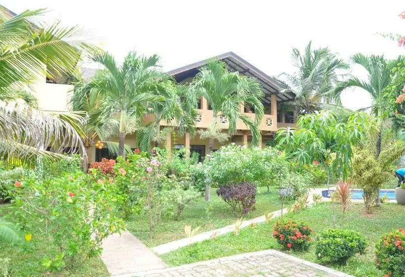 اتاق استاندارد با چشمانداز استخر, Solomon Beach