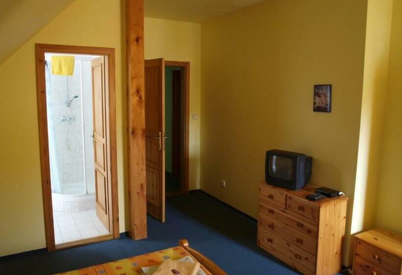 スタンダードルーム, U Zvonu