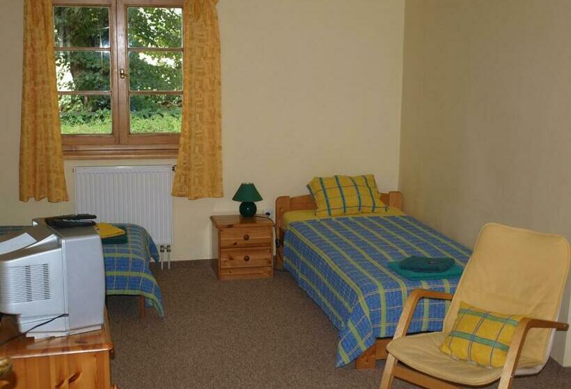 スタンダードルーム, U Zvonu