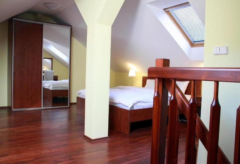 جناح دوبلكس, Vera