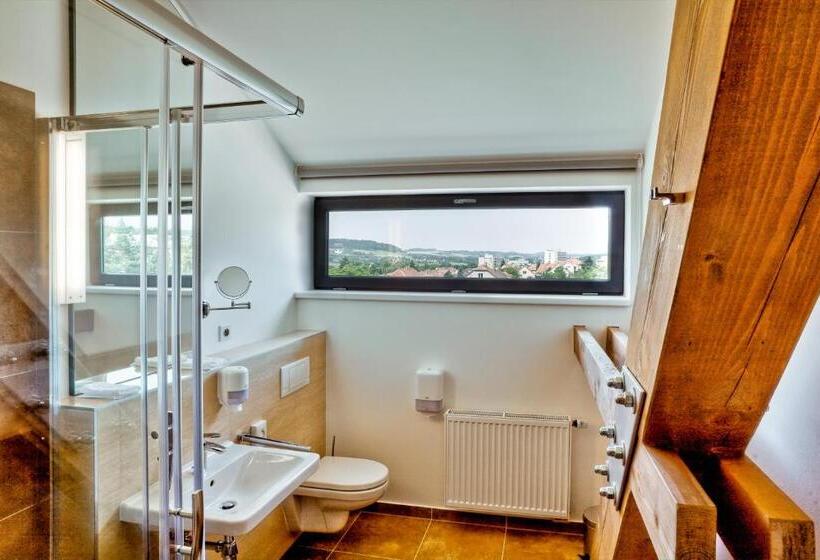 标准间, Zámecká Sýpka