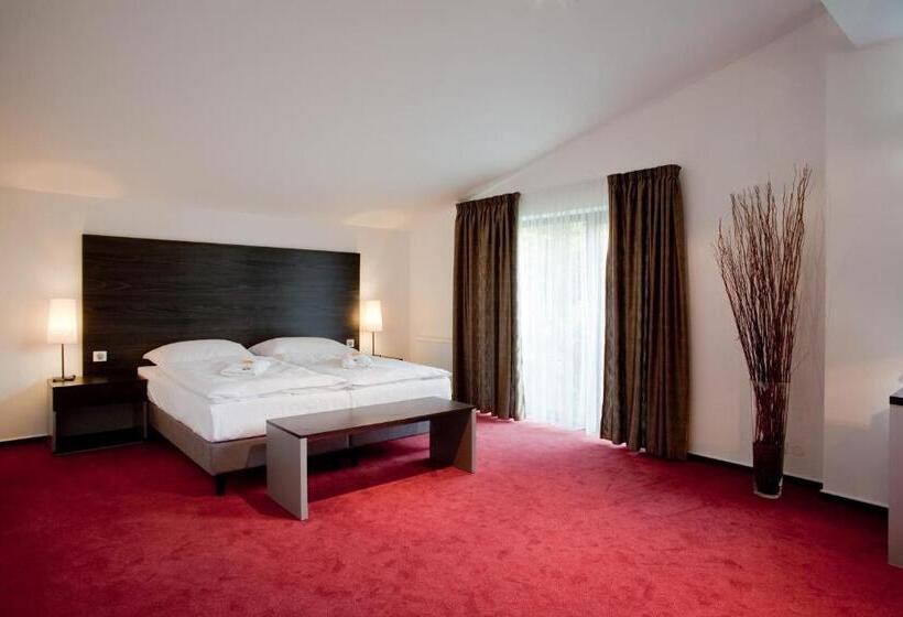 家庭间, Zámecká Sýpka