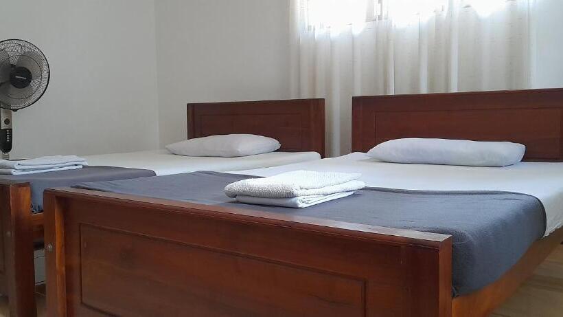 Номер Стандарт с Балконом, Le Meridien Bnb