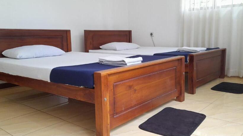 Номер Стандарт с Балконом, Le Meridien Bnb