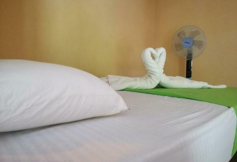 חדר משפחתי דלוקס, Sigiri Forest View