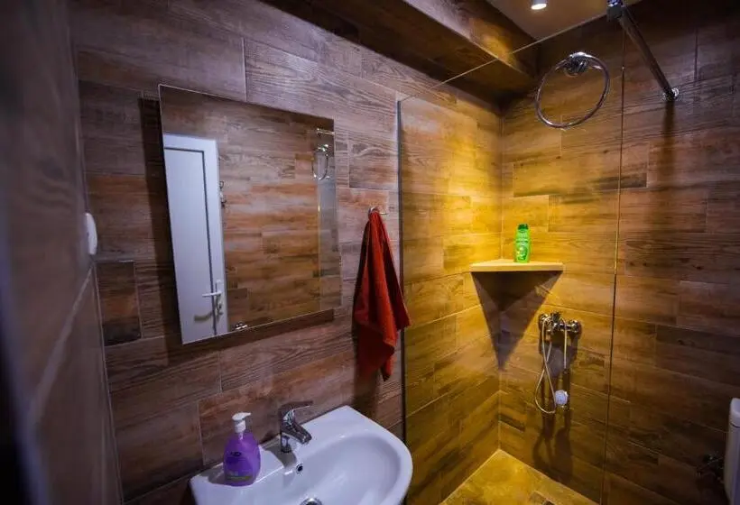 Quarto standart com varanda, Sky Hostel