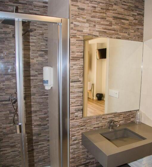 اتاق استاندارد یک نفره, Pension San Anton