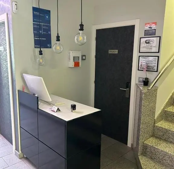 اتاق استاندارد سه نفره, Pension San Anton