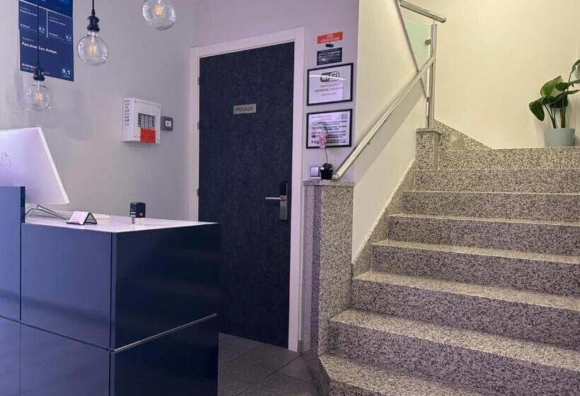 اتاق استاندارد سه نفره, Pension San Anton