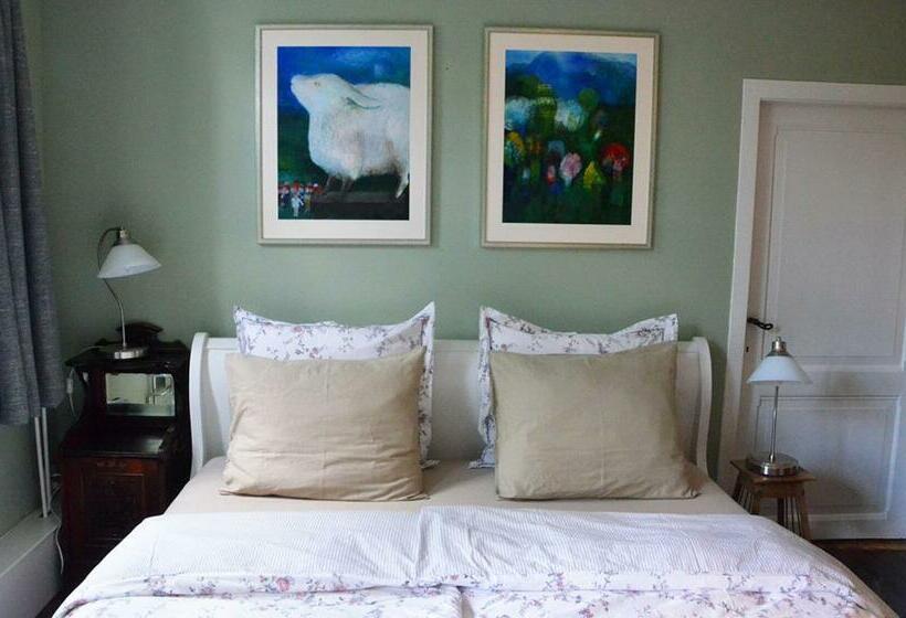 غرفة قياسية ثلاثية, B&b Gerlachus