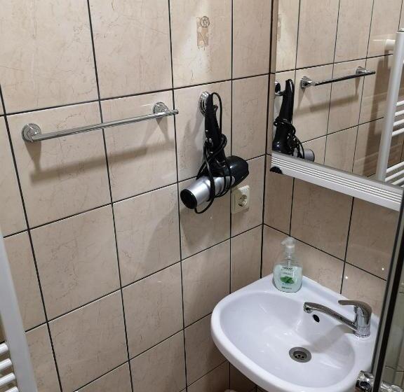 اتاق اکونومی, Pas Nerijų