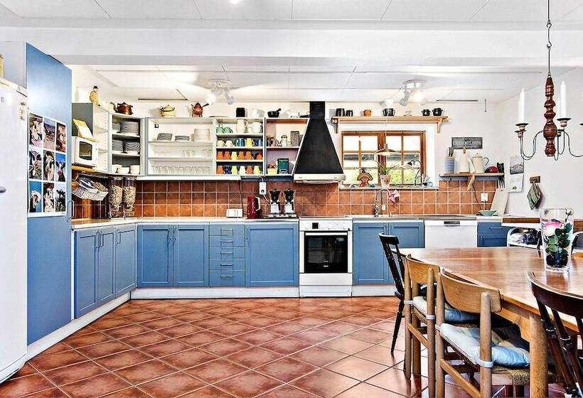 اتاق استاندارد با سرویس بهداشتی مشترک, österlens Karlsgård