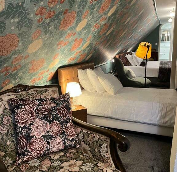 수피리어 스튜디오, Sydkustens At Pillehill