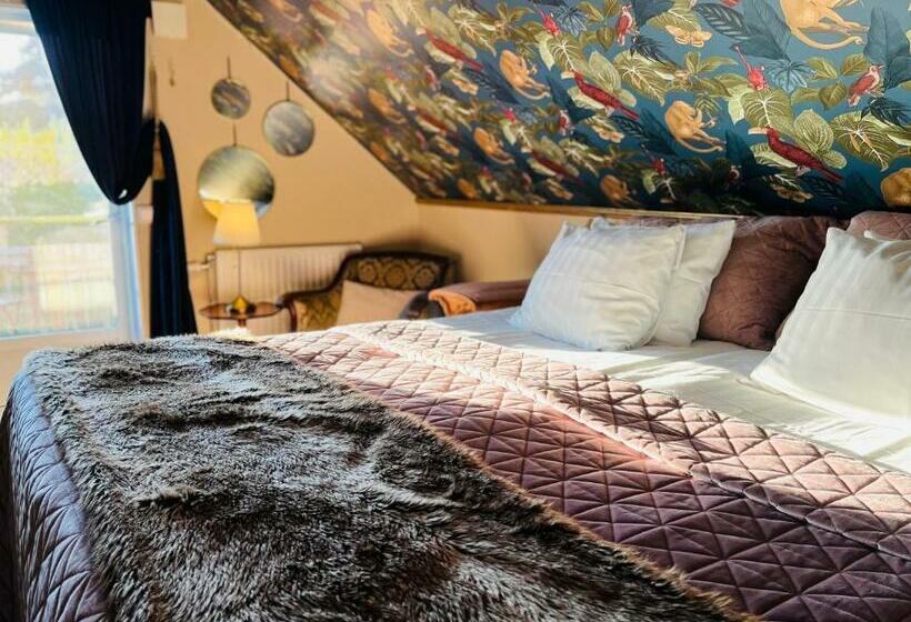 스탠다드 스튜디오 정원 전망, Sydkustens At Pillehill