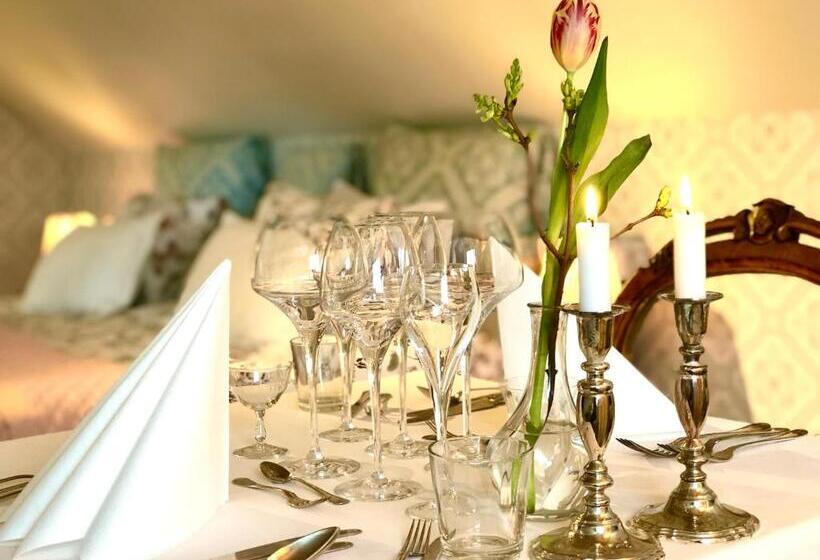 스탠다드 발코니 스튜디오, Sydkustens At Pillehill