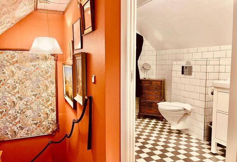 스탠다드 발코니 스튜디오, Sydkustens At Pillehill