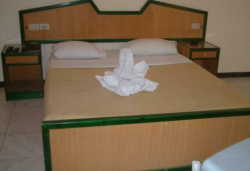 اتاق استاندارد سه نفره, Diana Hotel Hurghada