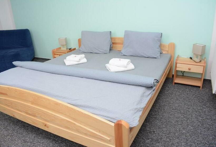 Номер Стандарт, Andromeda