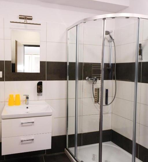 Четырехместный Номер Стандарт, Andromeda