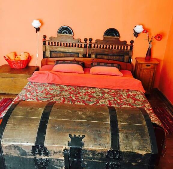 اتاق استاندارد, Baltā Māja