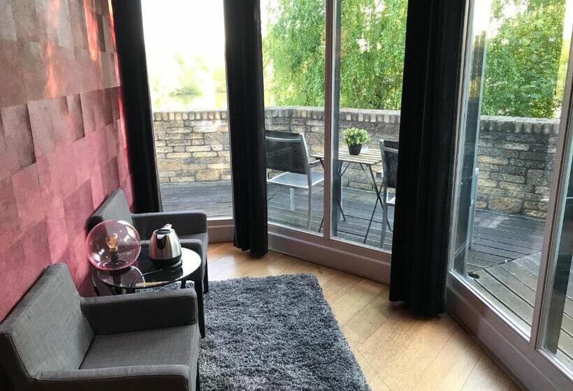 اتاق لوکس با بالکن, Buenos