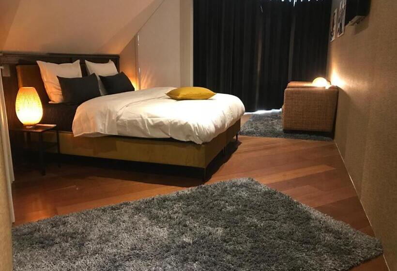 اتاق لوکس با بالکن, Buenos