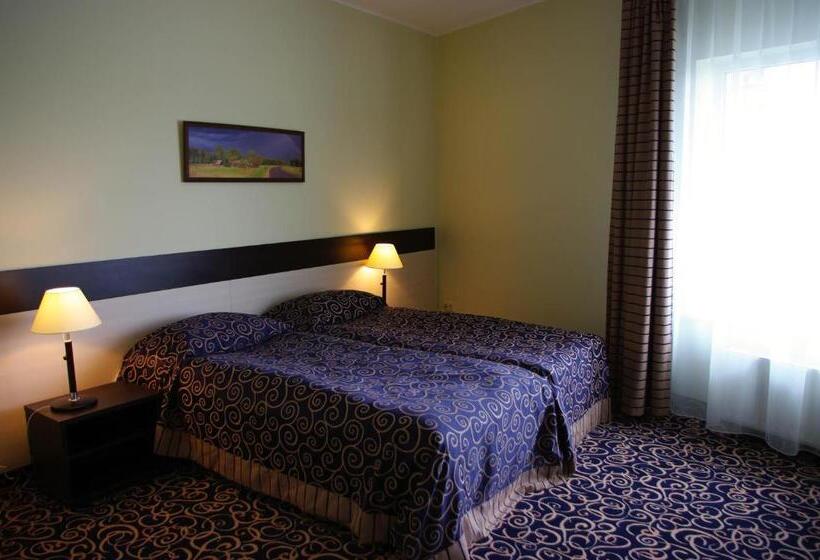 اتاق خانوادگی, Eglė Plus Medical Spa