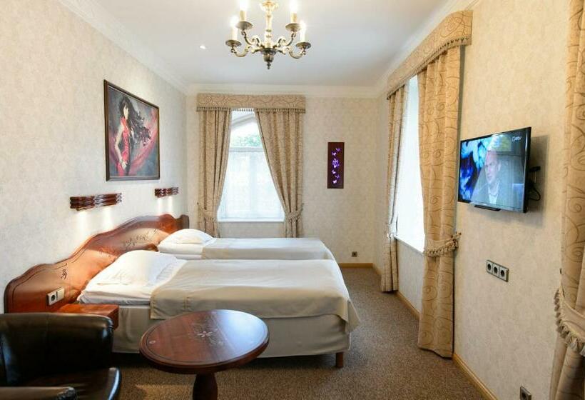 اتاق استاندارد, Georgi Hotell