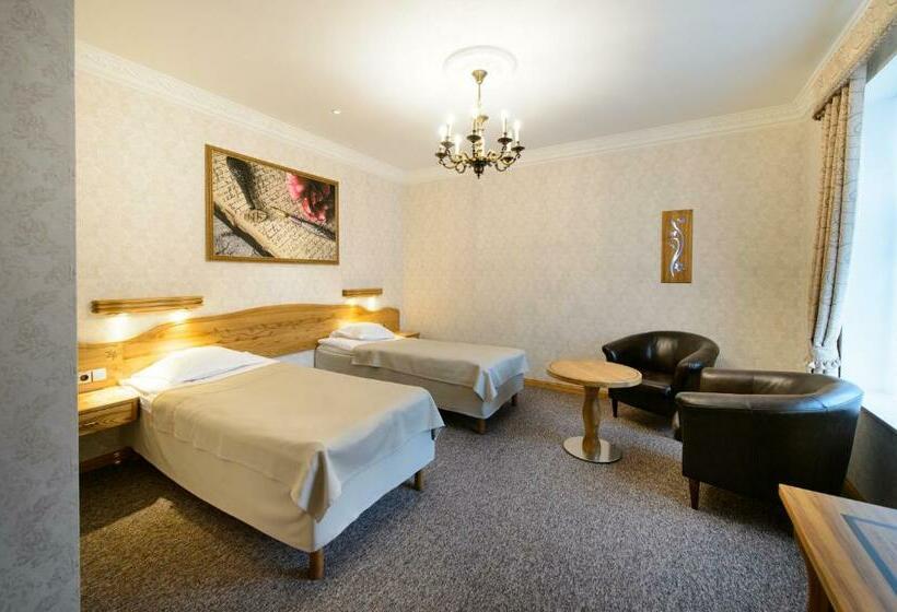 اتاق استاندارد, Georgi Hotell