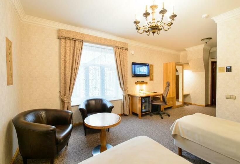 اتاق استاندارد, Georgi Hotell