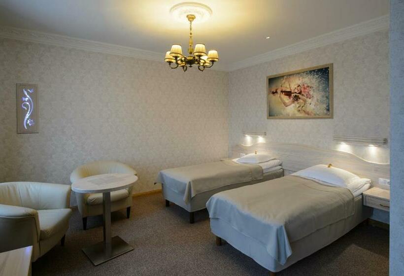 اتاق استاندارد, Georgi Hotell