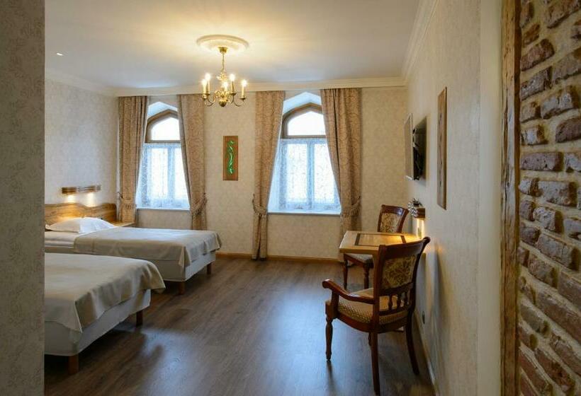 اتاق استاندارد, Georgi Hotell