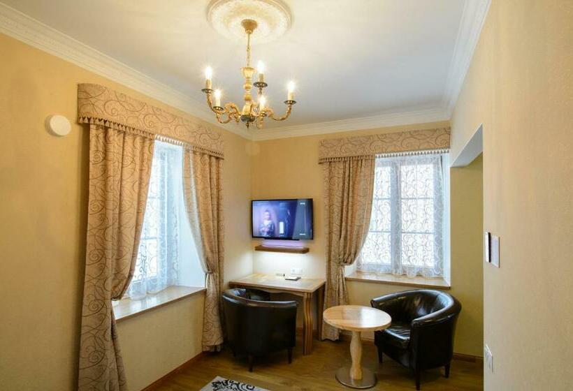 اتاق استاندارد, Georgi Hotell