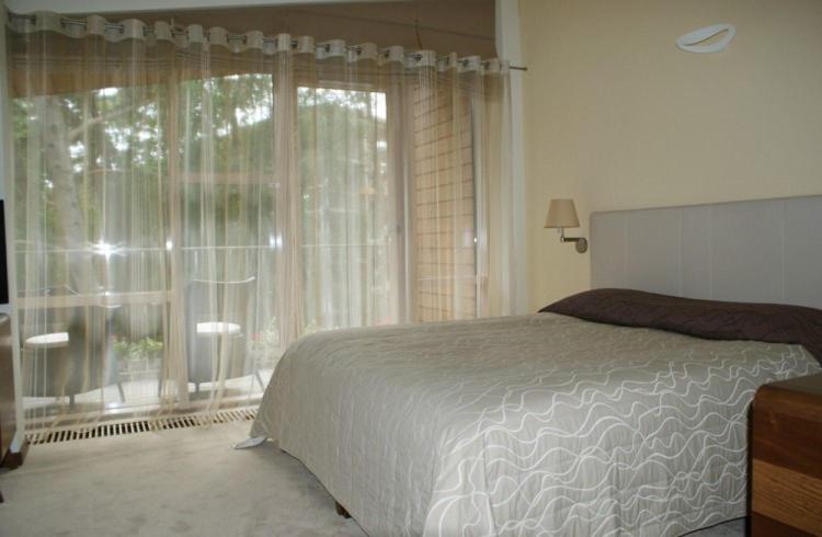 اتاق لوکس با بالکن, Guest House Aštuoni