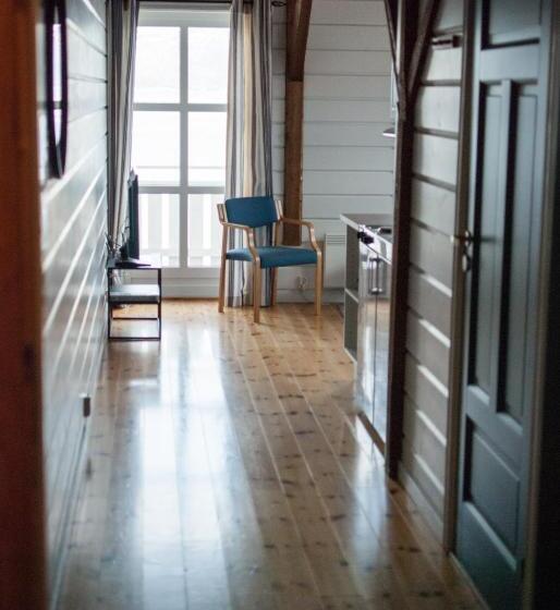 带1个卧室的带阳台的公寓, Lødingen Brygge