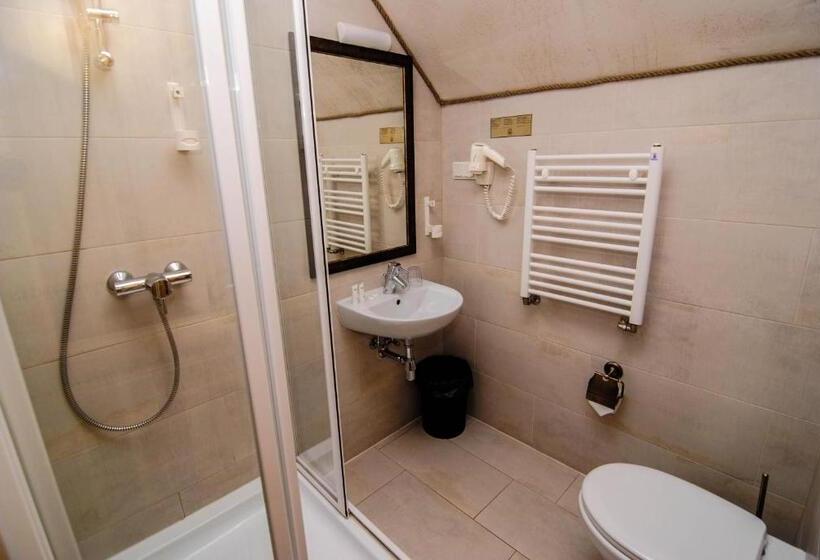 اتاق استاندارد, Pajūrio Sodyba