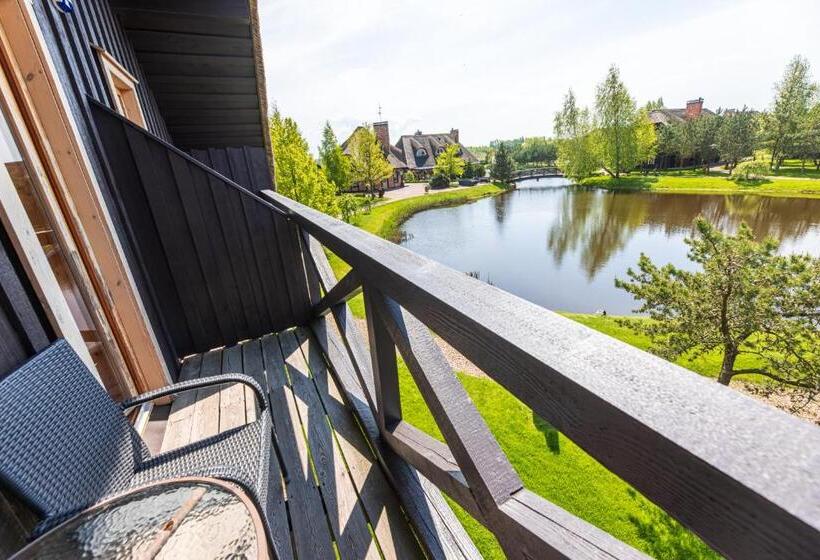 اتاق سوپریور, Pajūrio Sodyba