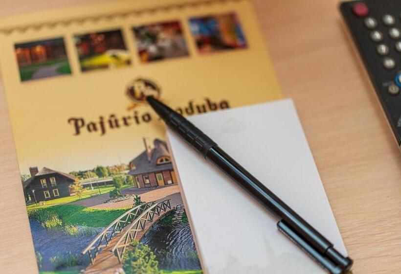 سوییت, Pajūrio Sodyba