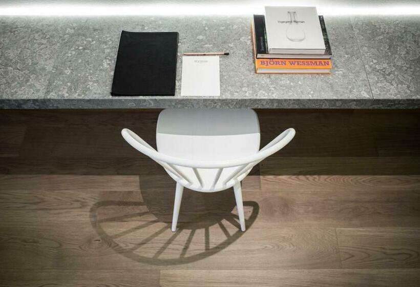 주니어 스위트, Pm & Vanner